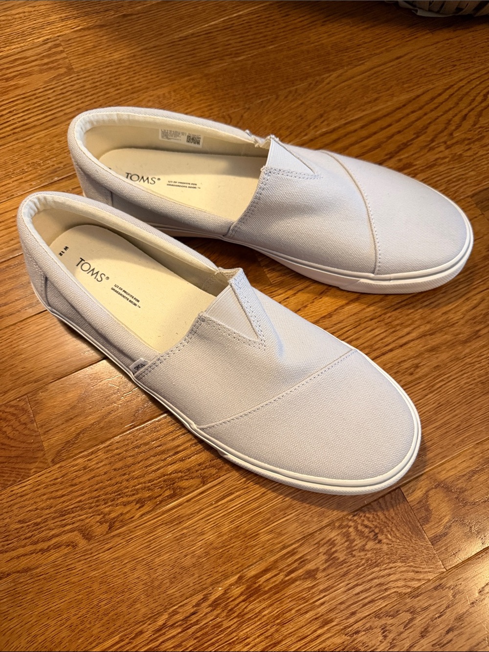 Toms Women’s Slip-On Canvas Loafers in Gray